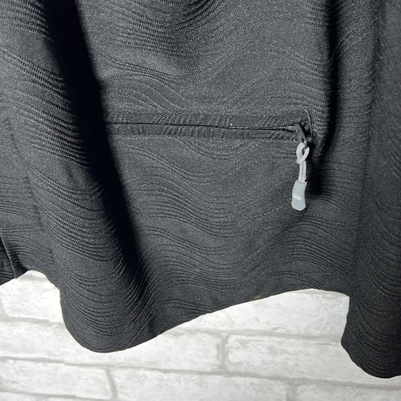 Athleta racerback tank size large - Picture 10 of 11